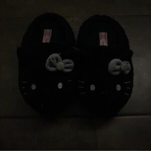 Black Kitty Bow Plush Slippers